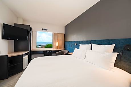 King Room with Lake View