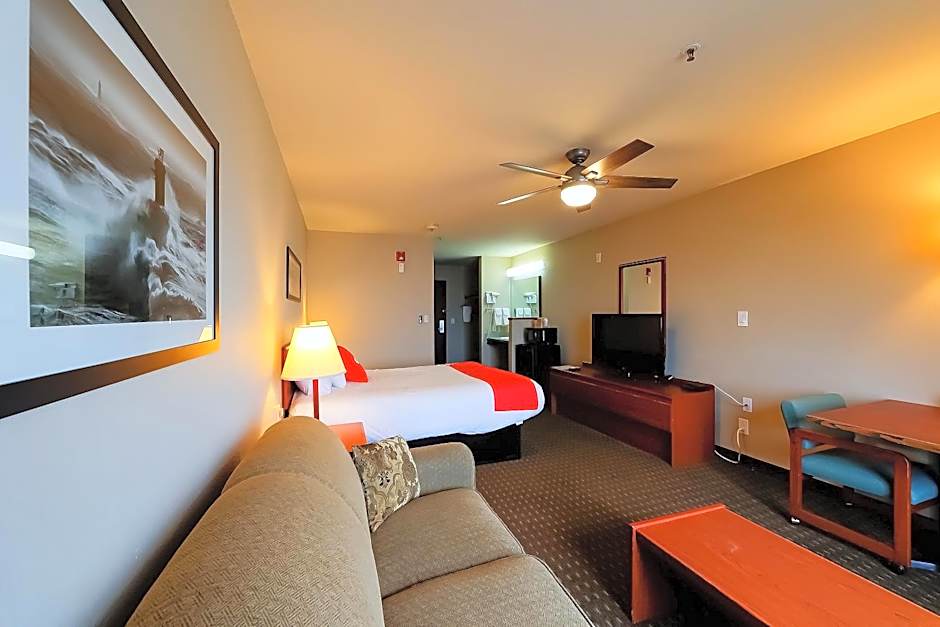 Siletz Bay Beachfront Hotel by OYO Lincoln City