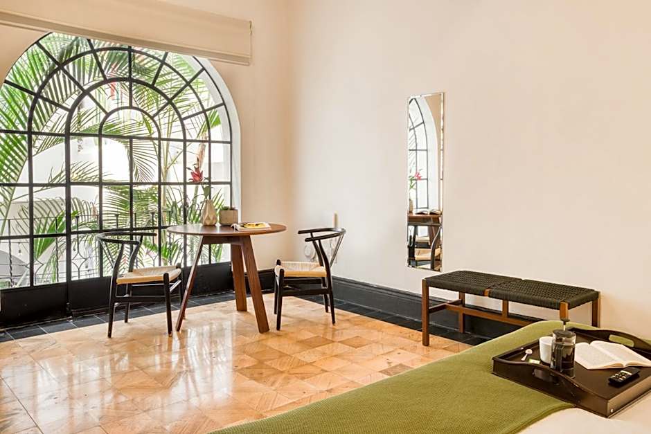 Santa Casa by Tasman