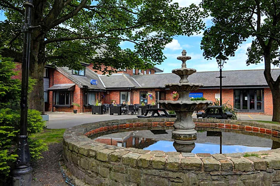 Holiday Inn - Manchester - Oldham By IHG