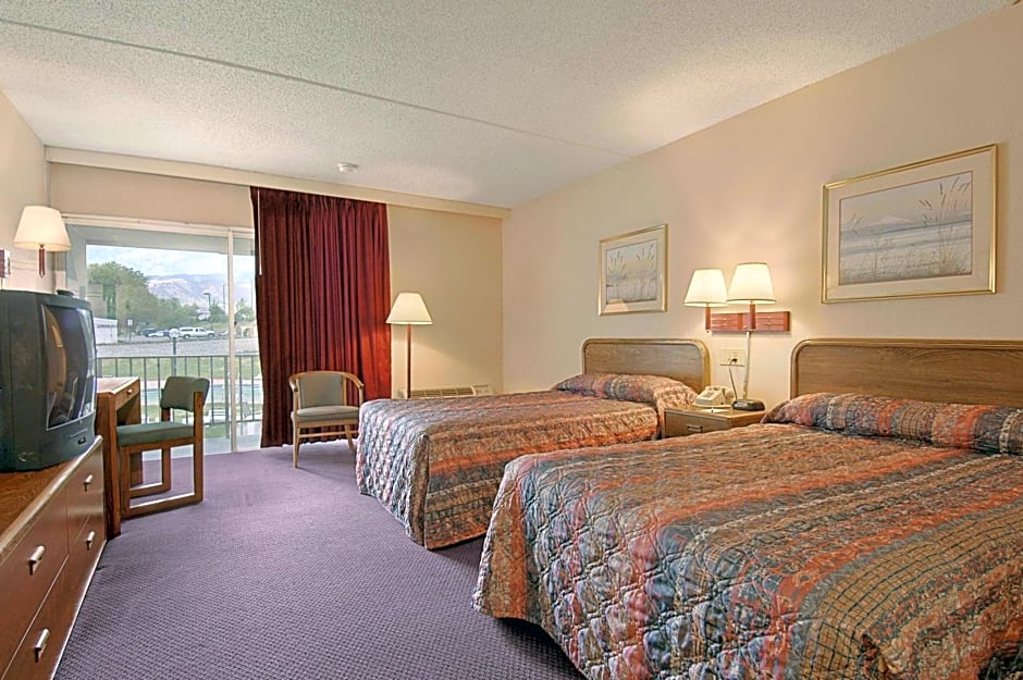 Days Inn by Wyndham Colorado Springs/Garden of the Gods
