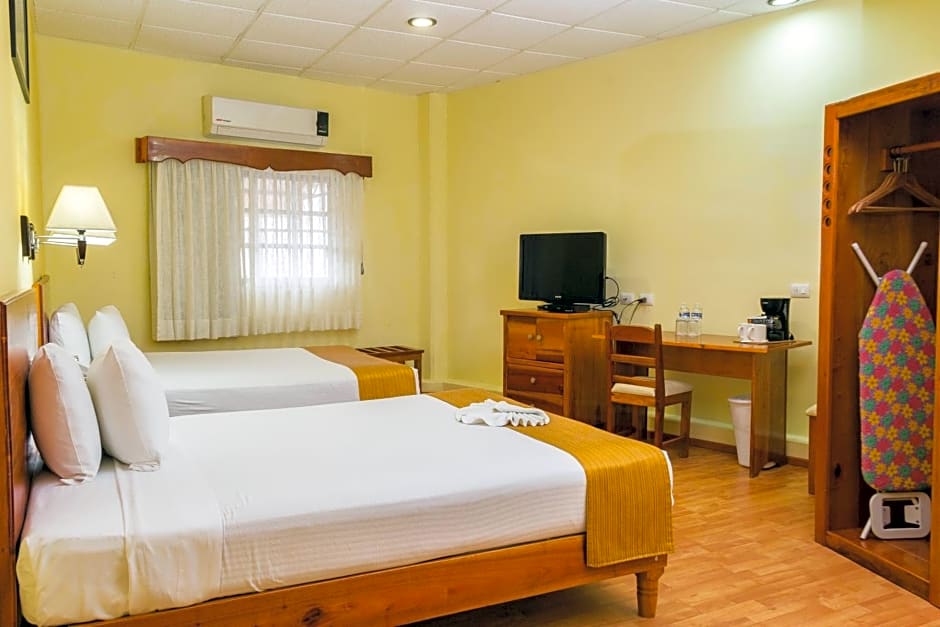 Hotel Madan Cárdenas