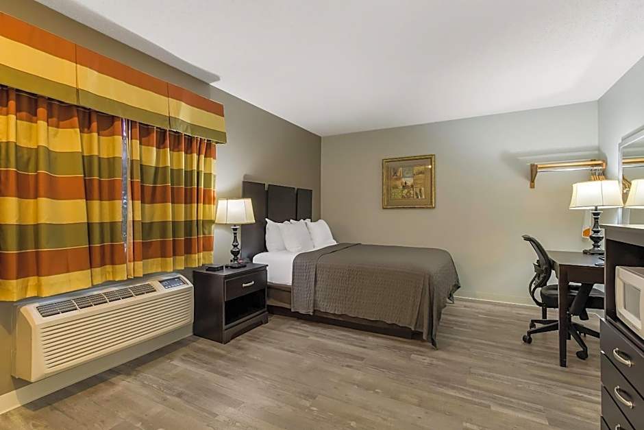 Econo Lodge Inn & Suites Yankton
