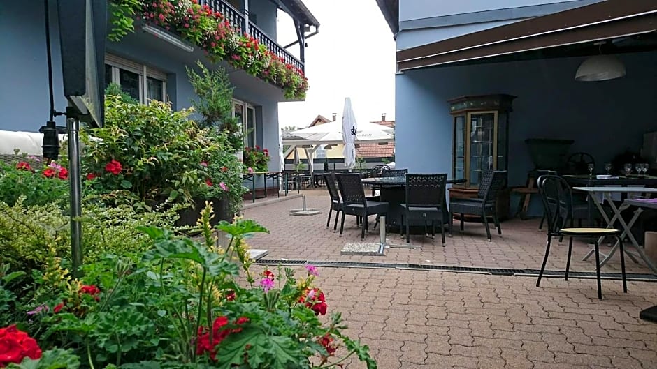 Logis Hotel Aux Comtes De Hanau
