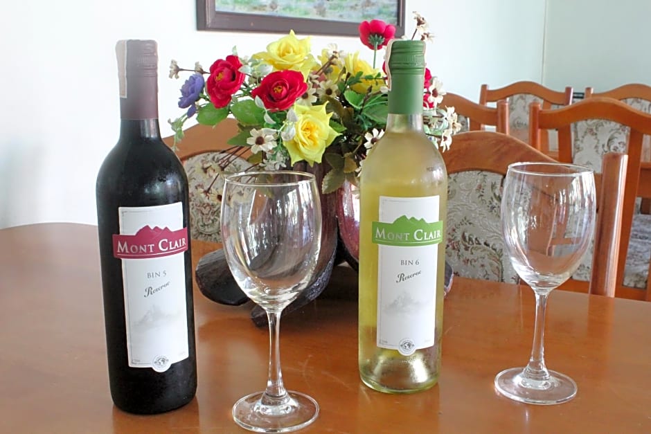 Martina Hotel (SHA Extra Plus)