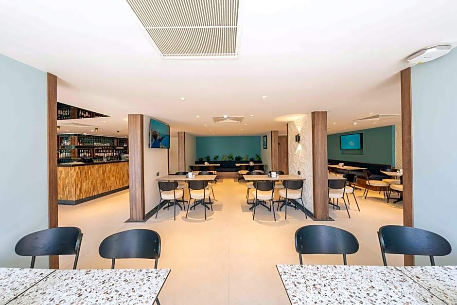 Santana Hotel & SPA