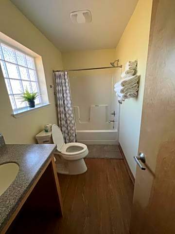 Ponderosa Gardens Motel