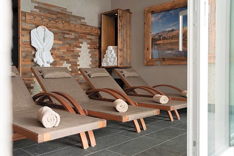 Palazi Apartments & Spa