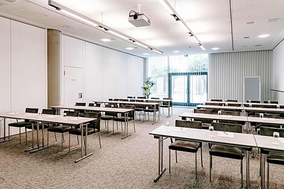 Vienna House Easy by Wyndham Stuttgart