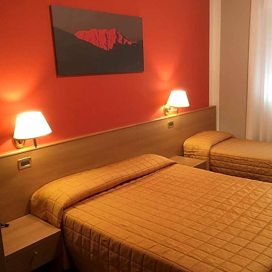 Hotel Miravalle 2000