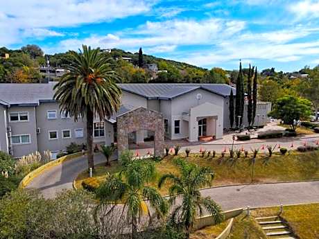 Howard Johnson Rio Ceballos Hotel y Casino