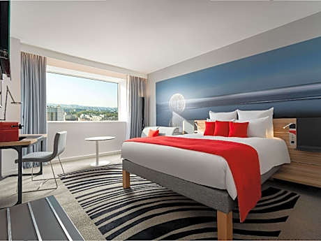 Executive Room With 1 Double Bed And Large Sofa