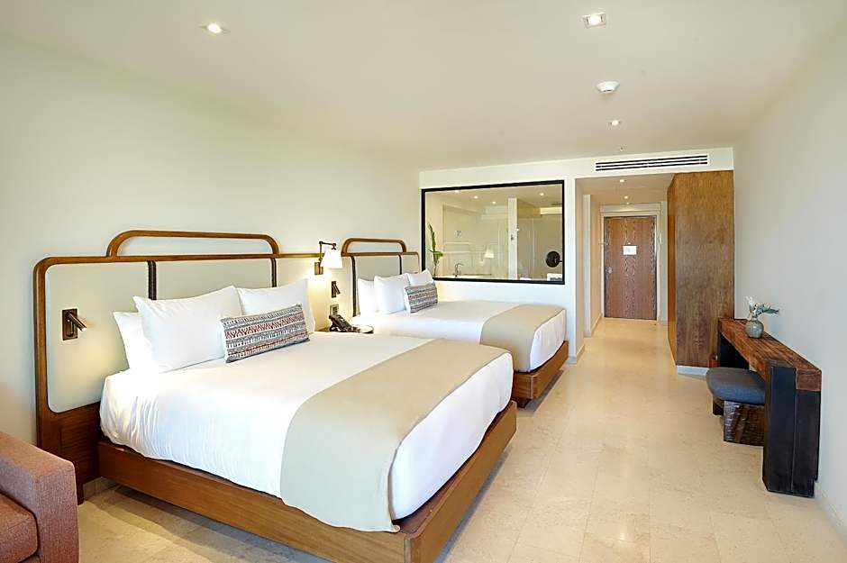 Photo 1 of 7 of Infinity 2 Queen Beds, Ocean View