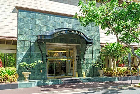 Studio Unit at the Royal Garden, in Waikiki ワイキキ・ロイヤルガーデン