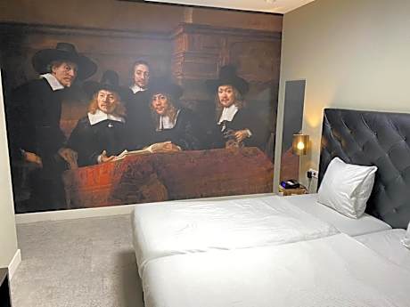 Superior Double Room - no natural daylight