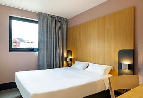B&B HOTEL Cholet Centre