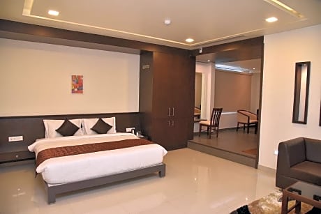 Aadya Inn
