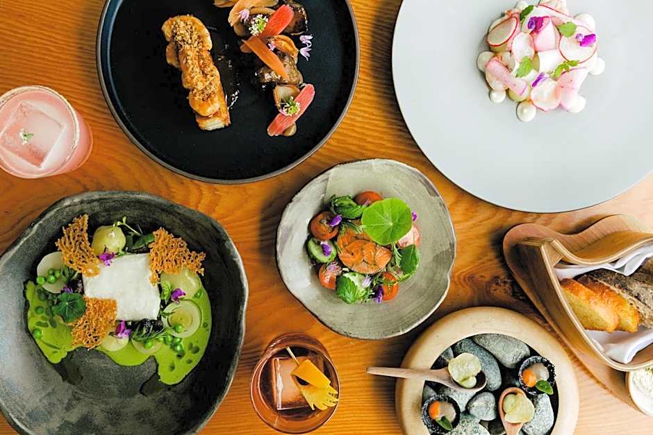 Pluvio restaurant and rooms