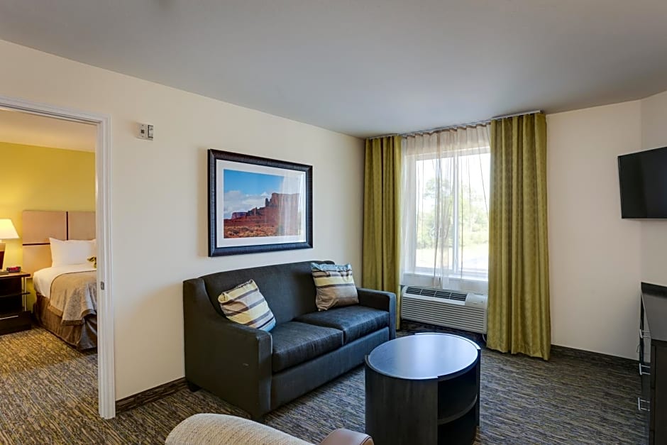 Candlewood Suites College Station