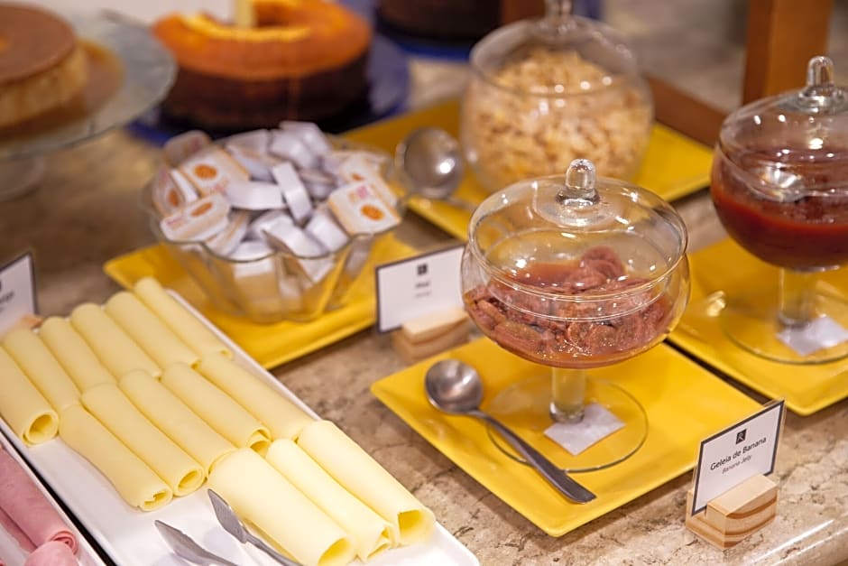 Rojas All Suites Hotel