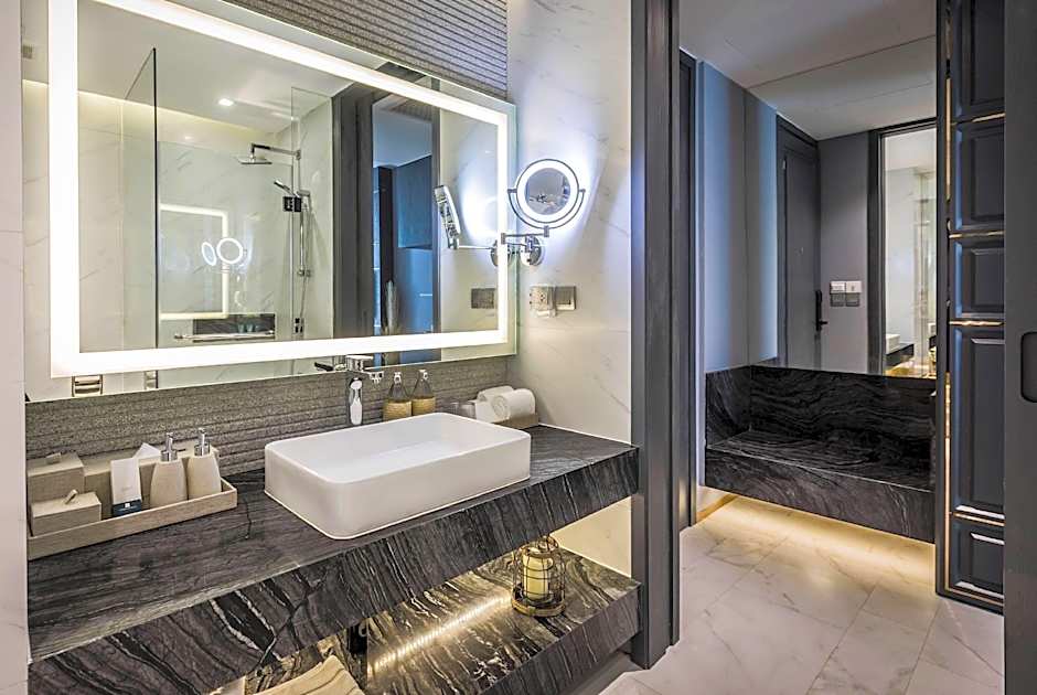 Wyndham Grand Nai Harn Beach Phuket