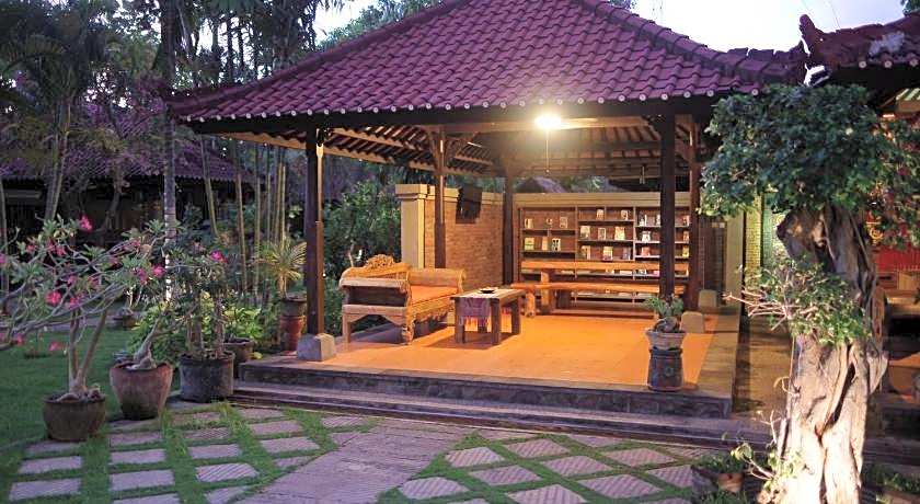 Tirta Sari Bungalow