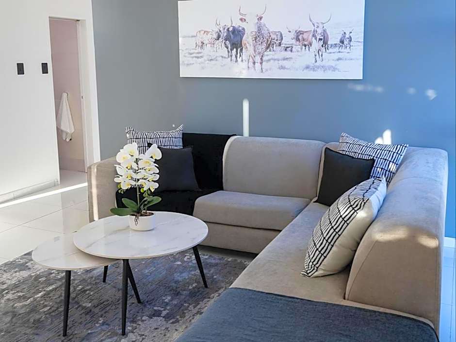 St Tropez Beachfront 101