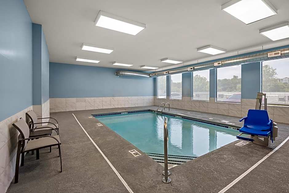 Holiday Inn Express Asheville Woodfin By IHG