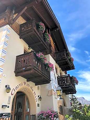 Hotel Garni Rin Da Rin