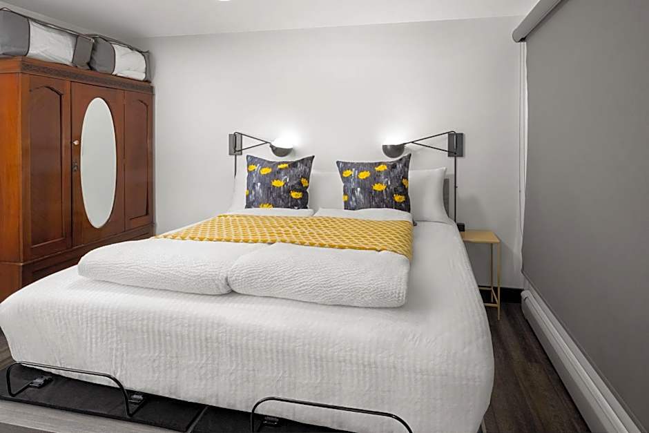 Photo 1 of 13 of 1 Bedroom Suite