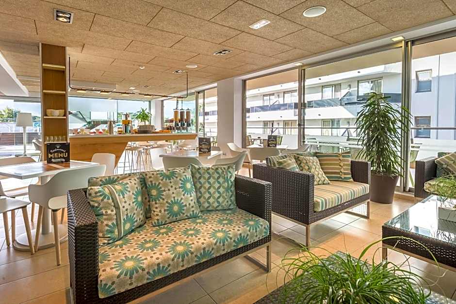 Aparthotel Odissea Park