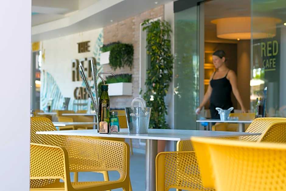 The Red Hotel - Adults Only