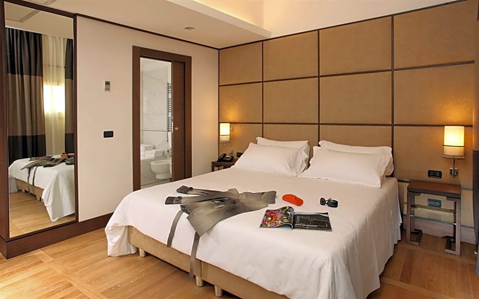 The Independent Hotel