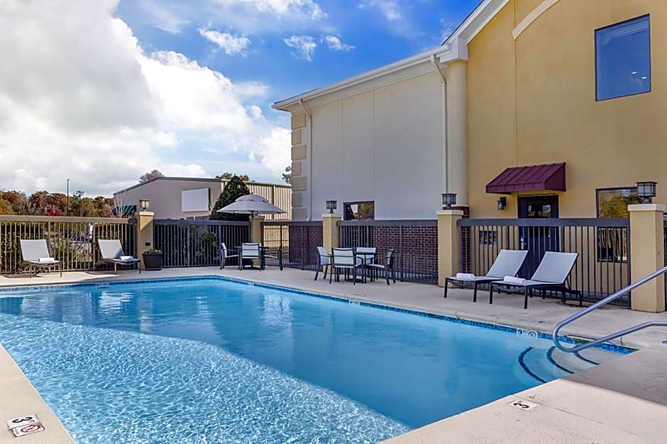 Best Western Plus Suites-Greenville
