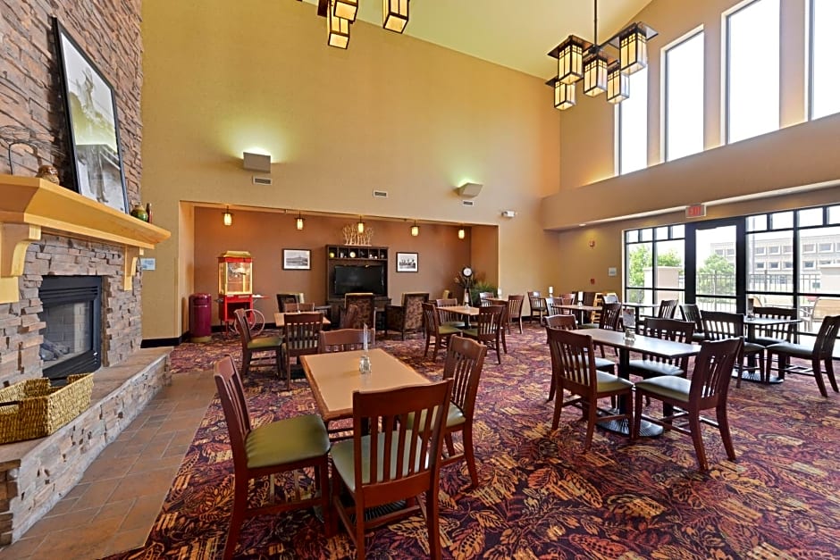 Holiday Inn Express Hotel & Suites Gillette By IHG