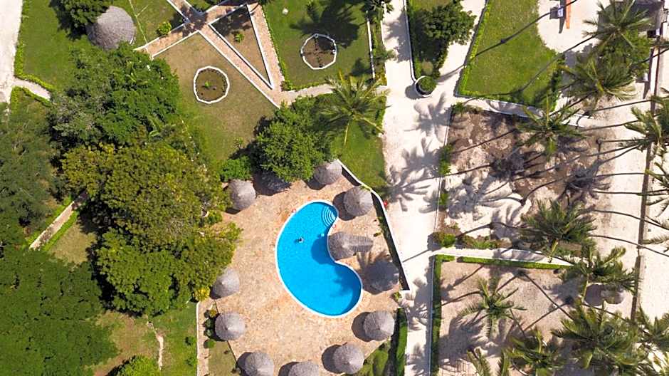 Antonio Beach Tree House Hotel & Spa