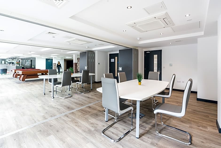 New Street Serviced Apartments