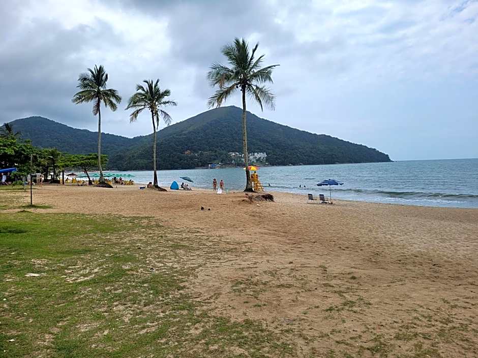 Maravilhoso apto à beira-mar