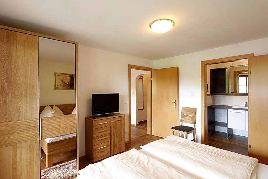 Hotel Garni Dorferwirt am Irrsee