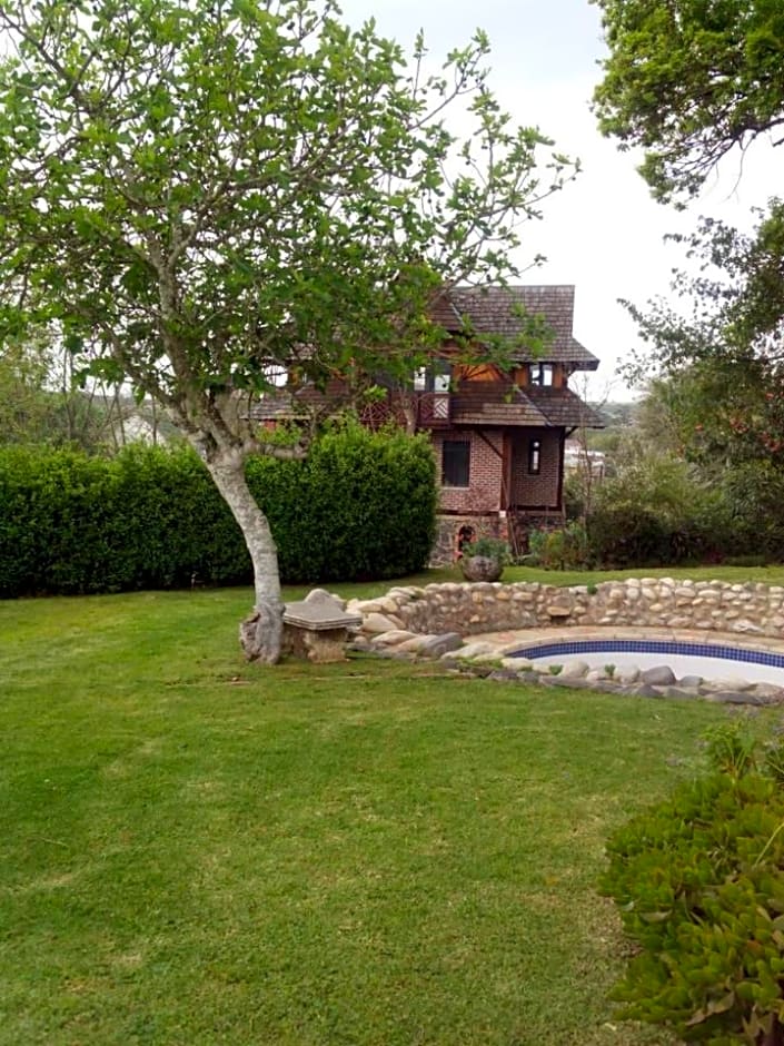 Fleur Bleue & The Timber Frame