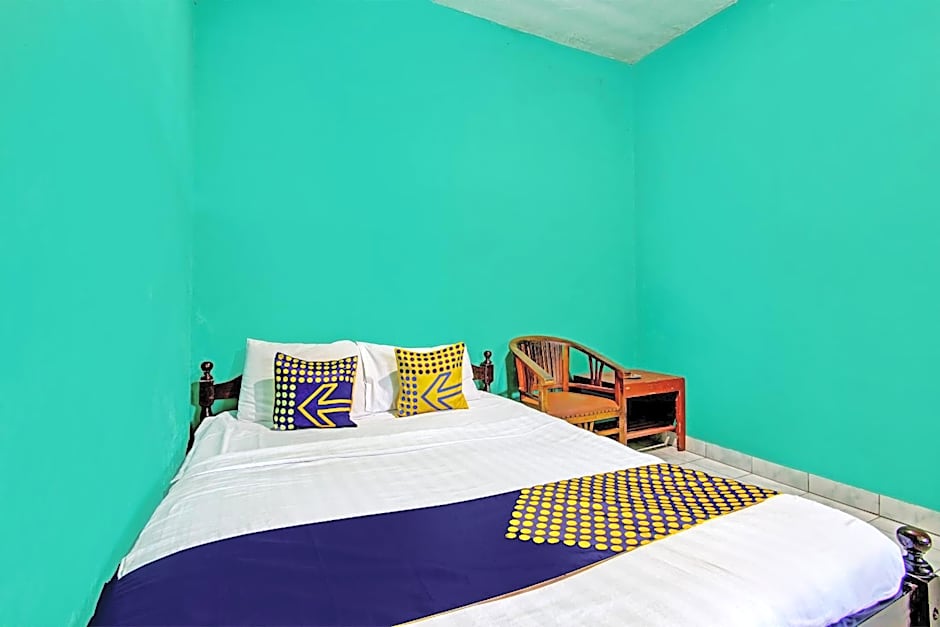 SPOT ON 92873 Losmen Parikesit