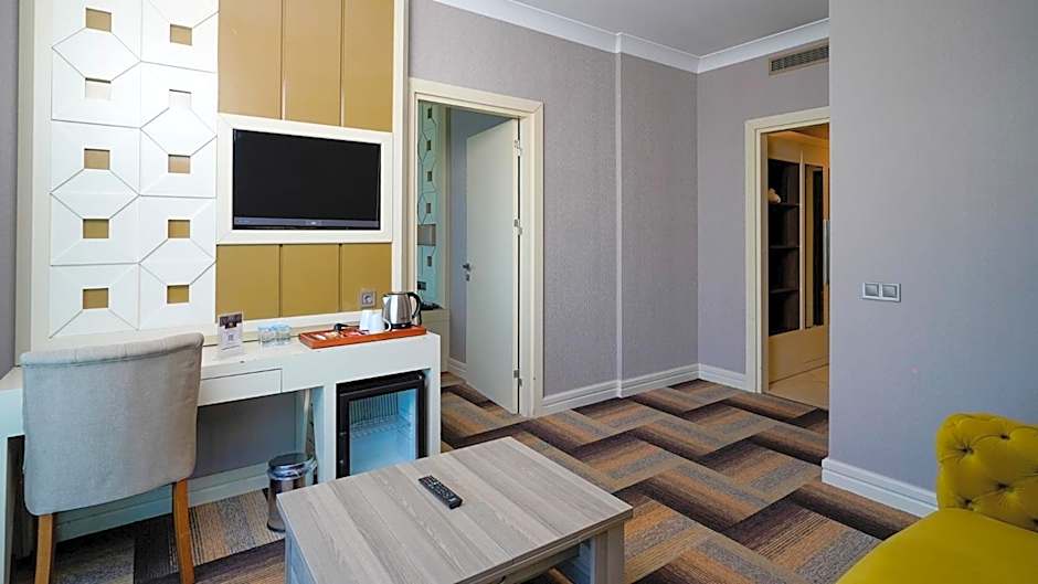 The Grand Mira Business Hotel