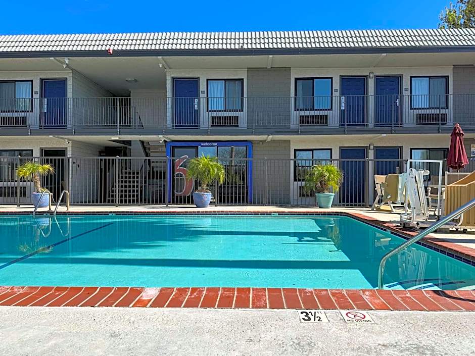 Motel 6-Simi Valley, CA