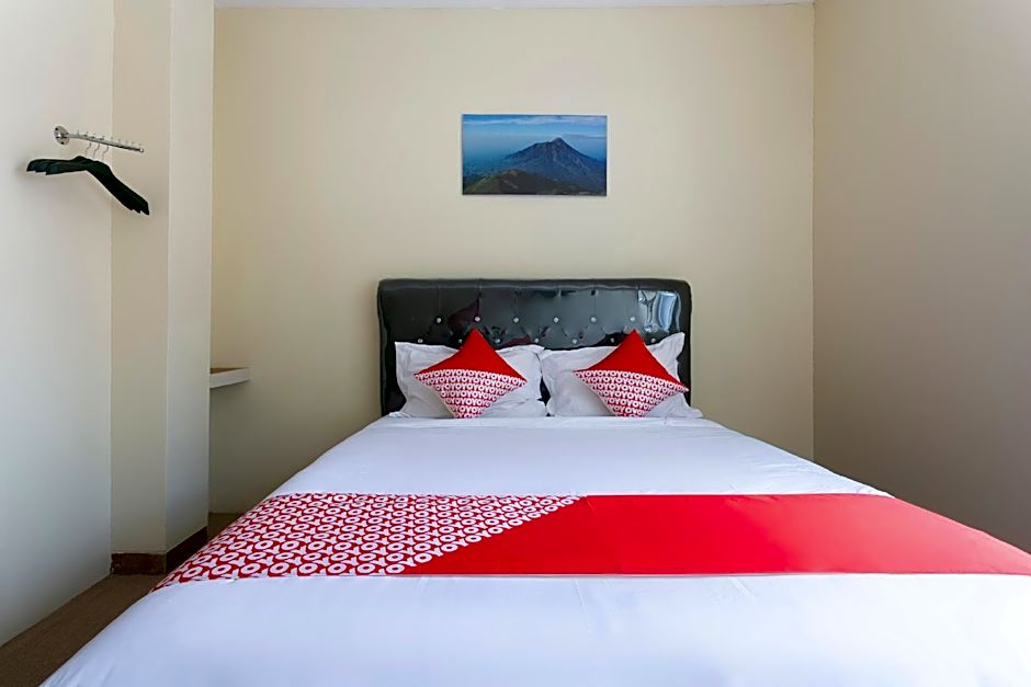 Super OYO Collection O 3130 D'Valley View