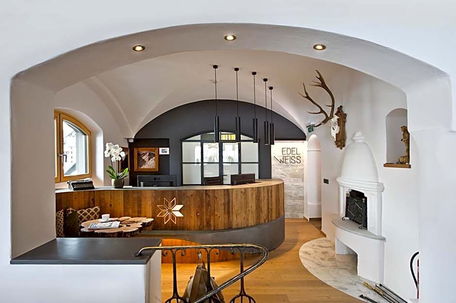 Hotel Edelweiss