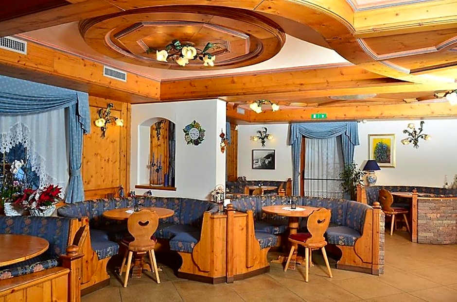 HOTEL VILLA AURORA