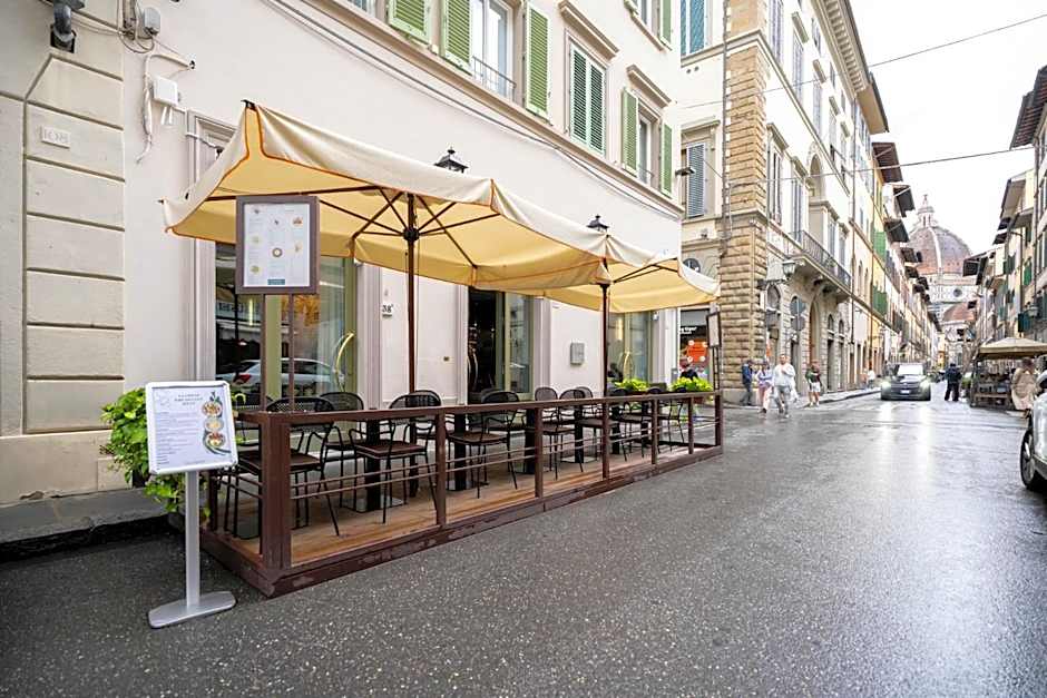 Glimpse Hotel