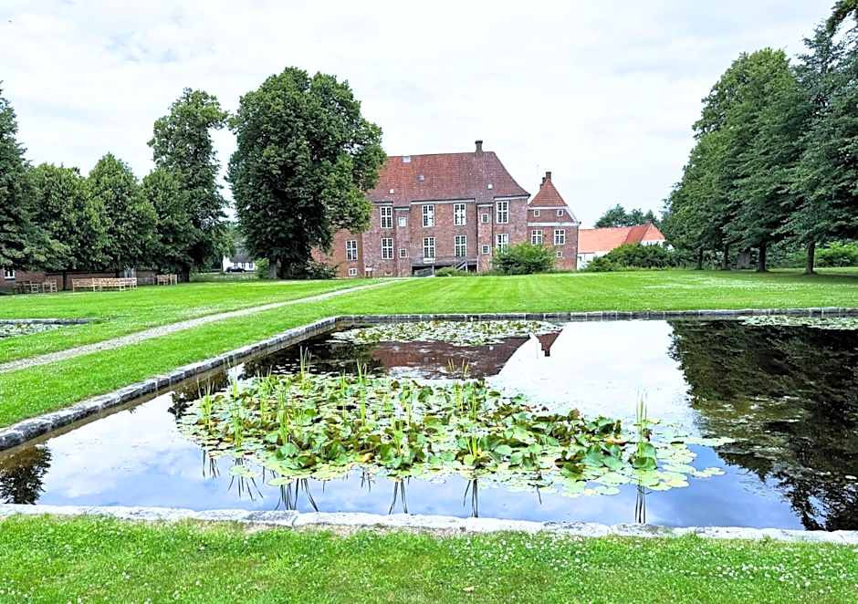 Slotskro & Gæstgivergård ved Gram Slot