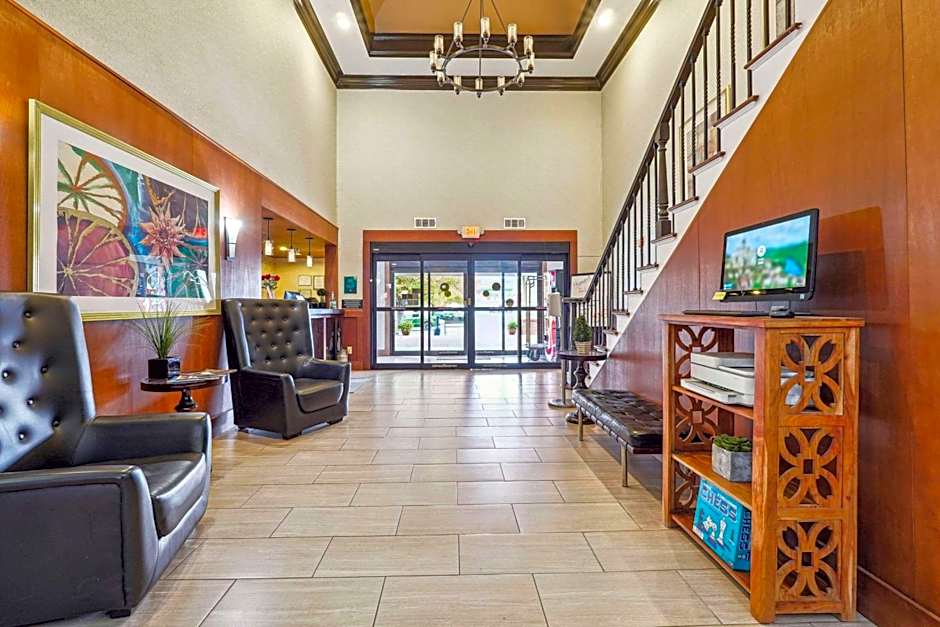Quality Inn & Suites Dawsonville