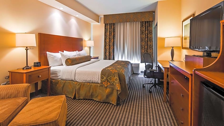 Best Western PLUS Westgate Inn and Suites